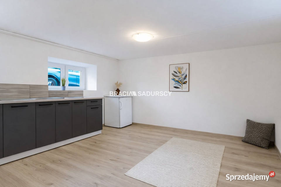 Wynajmę lokal 155m2 Kraków Bronowicka 15.5m2 małopolskie