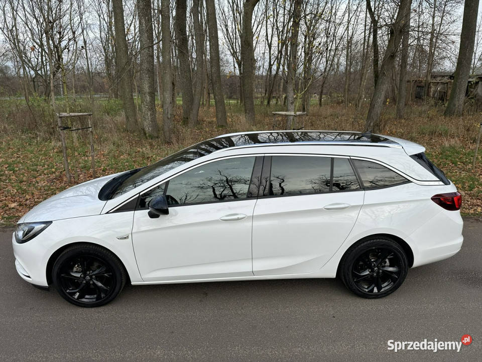 Opel Astra Cosmo Sport Tourer 16 CDTI 136 2018r