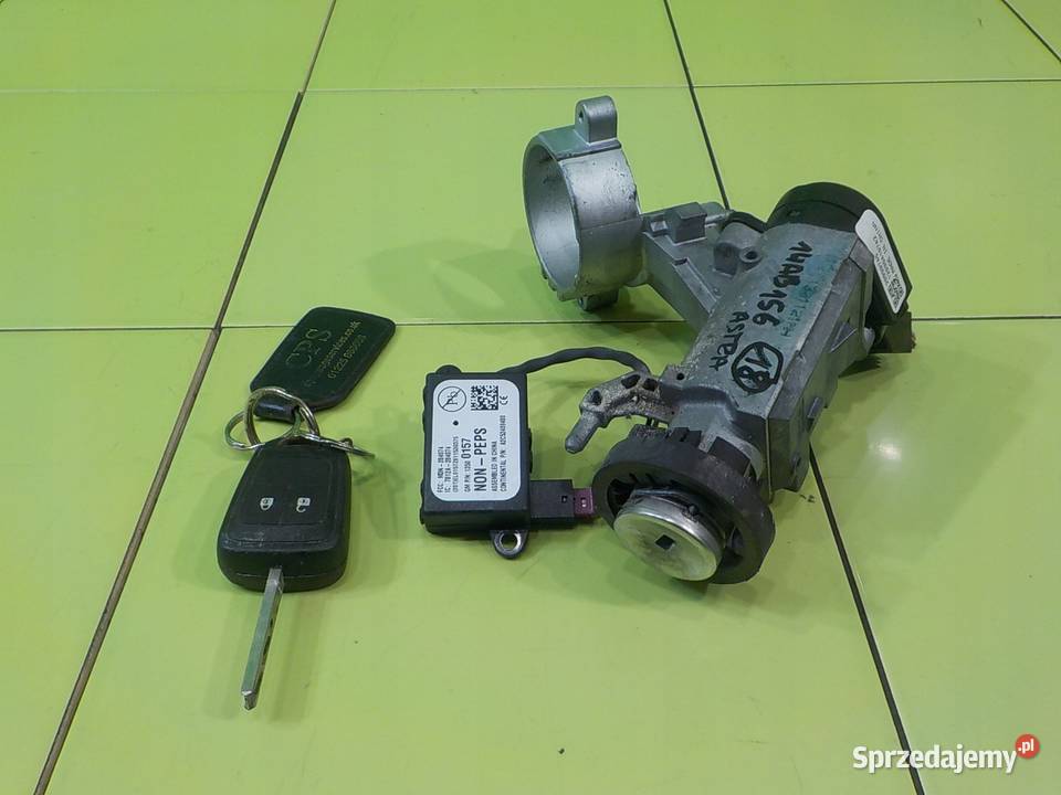 OPEL ASTRA IV J 11r 5D HB stacyjka z kluczykiem Stacyjki i kluczyki Suków