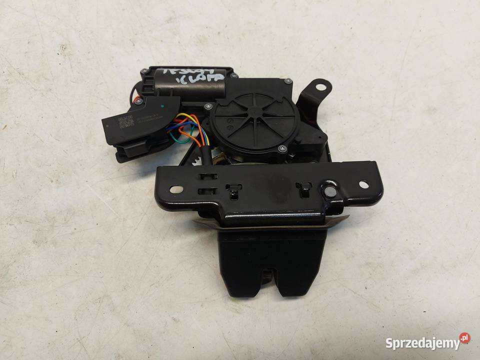 TESLA MODEL Y 2023r Zamek klapy bagażnika Zamki, wkładki i kluczyki dolnośląskie