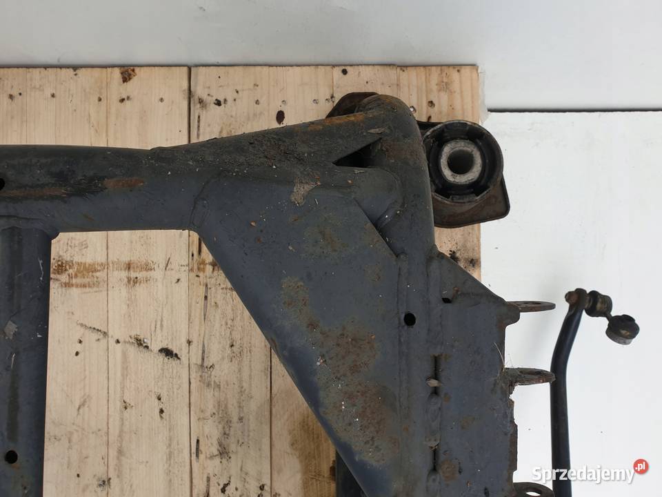 Maserati Granturismo 47 V8 TYLNE SANKI TYŁ BELKA