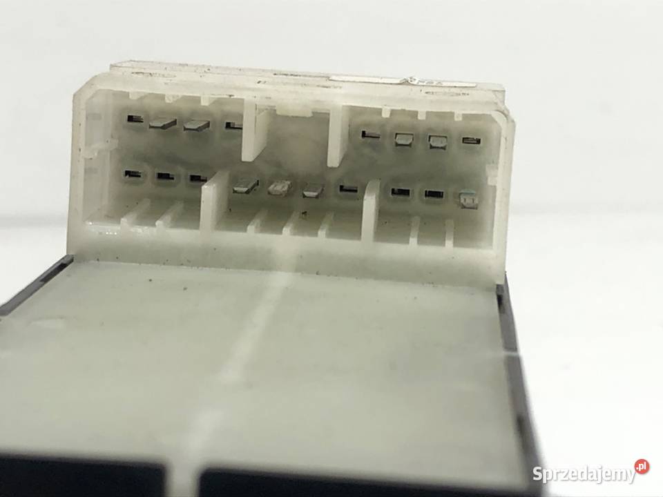 PRZEŁĄCZNIK SZYB SUZUKI SWIFT III 62J101868T