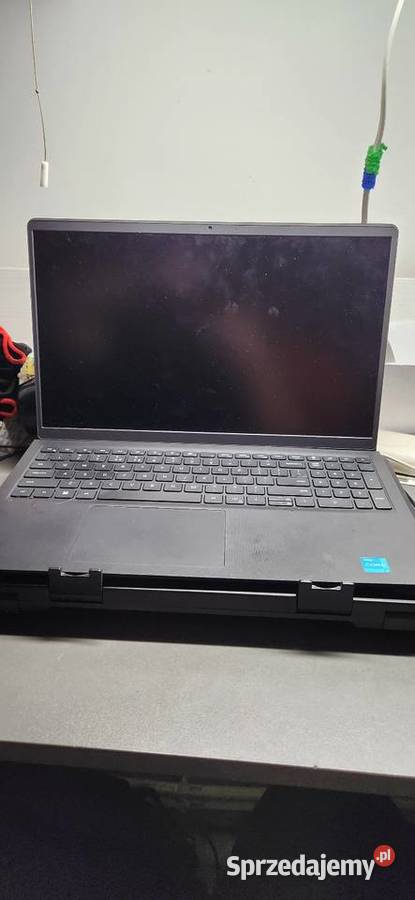 Laptop DELL VOSTRO 153510 Intel Core i3 8GB 256 Dell Strzelin sprzedam