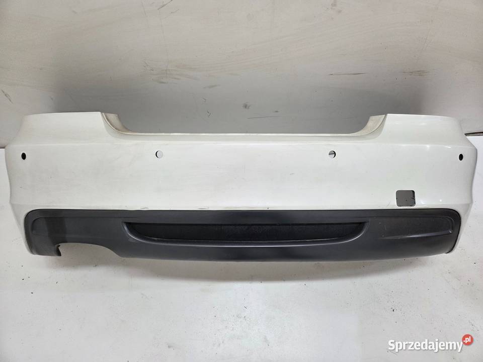 ZDERZAK TYLNY BMW E88 M PAKIET 300 Strzyżewice