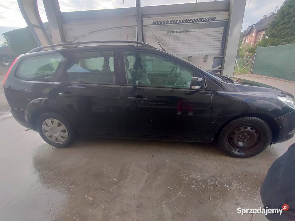 Ford Focus Kombi 18 benzyna Piła sprzedam