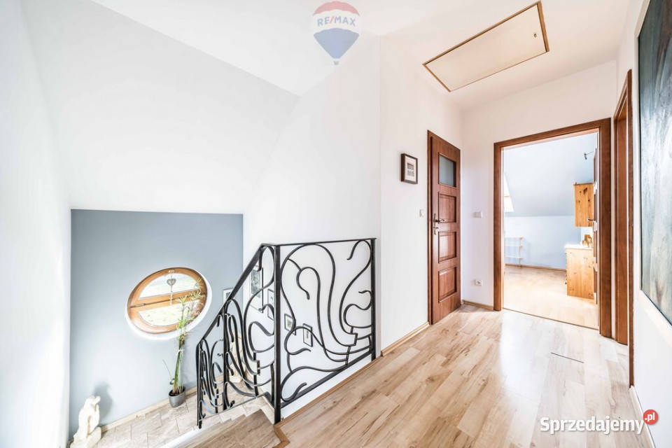 Przytulny i funkcjonalny dom w Kiekrzu utwardzona Sprzedaż Kiekrz