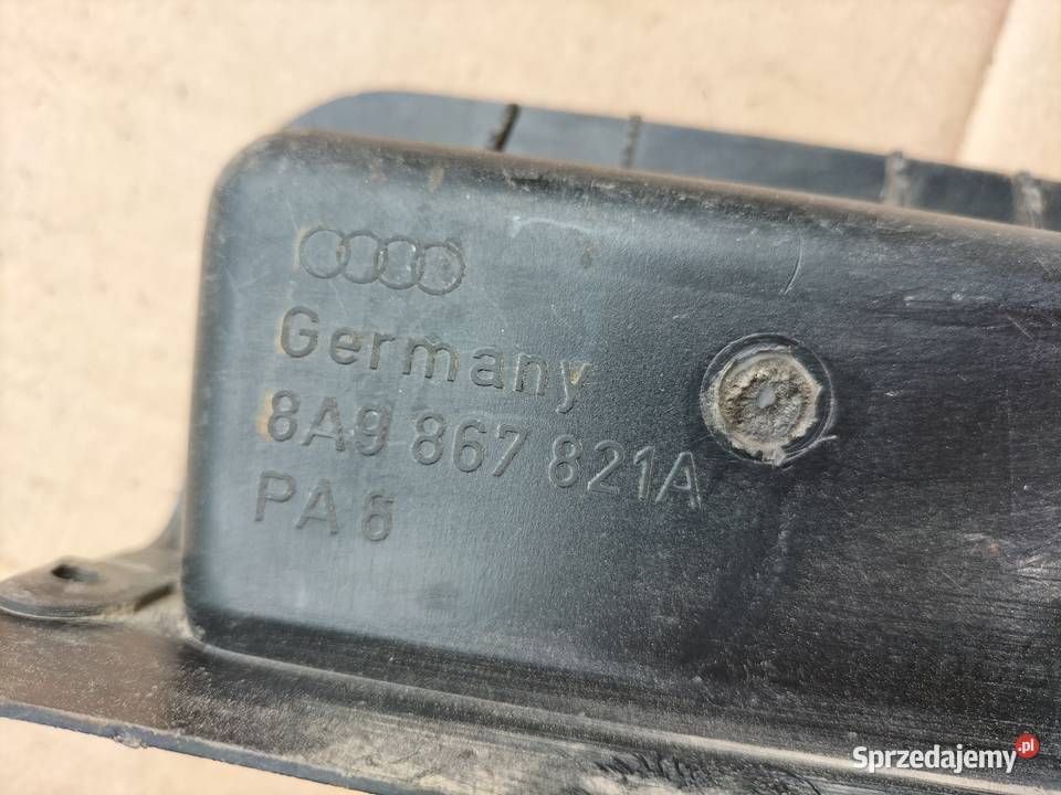 Audi 80 B4 80B4 KOMBI 8A9867821A Uchwyt Klamka Kamień-Kolonia