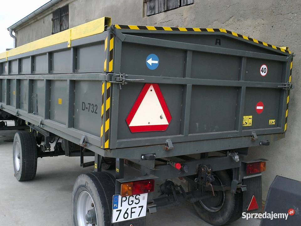 2 przyczepy wywrotki nieuszkodzony Przyczepy rolnicze Małgów