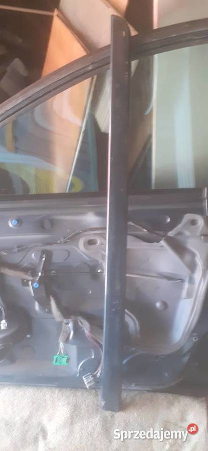 Drzwi prawe przednie Volvo s 60 Części samochodowe mazowieckie Garwolin sprzedam