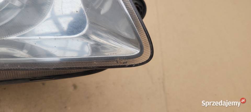 SKODA FABIA II LAMPA PRZEDNIA PRAWA REFLEKTOR Ruda Śląska sprzedam