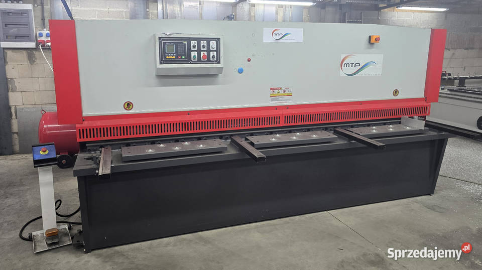 Gilotyna hydrauliczna do blachy 320010mm Nożyce
