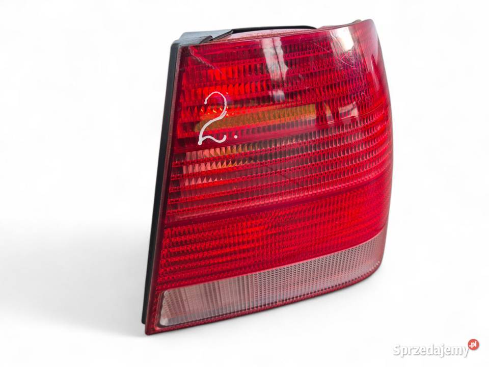 LAMPA TYŁ PRAWY TYLNA PRAWA VW BORA SEDAN Działoszyce