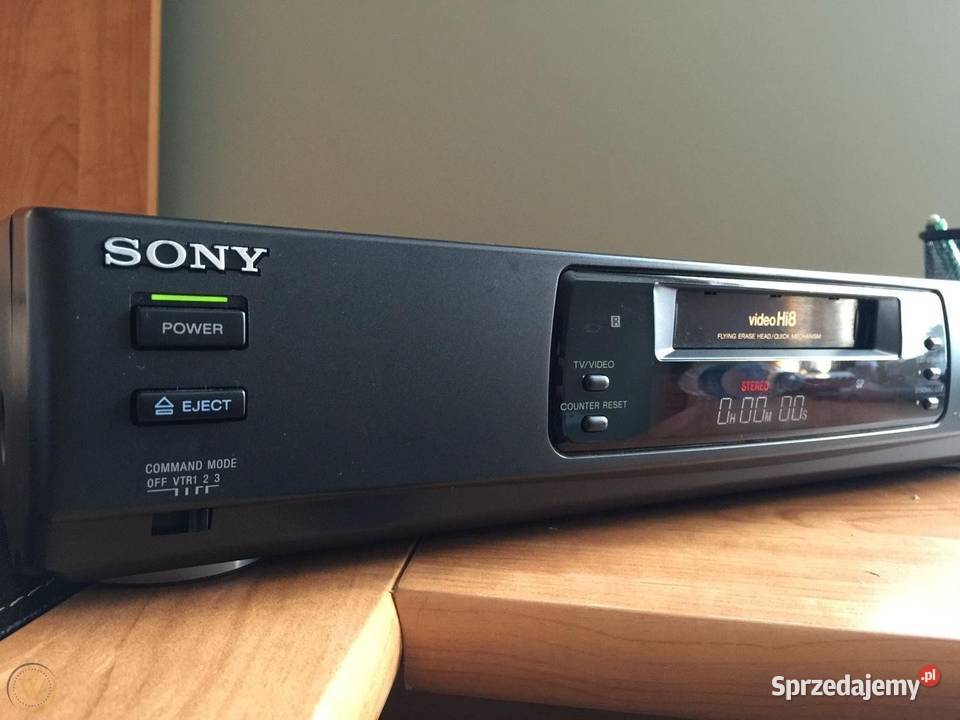 Sony VCR Video 8mm Cassette Player