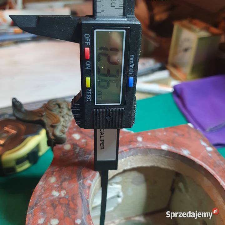 Kamienna podstawa do zegara kominkowego z nogami Antyki Wrocław