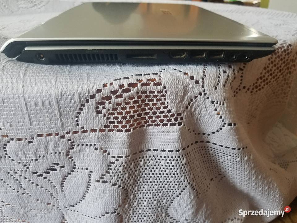 LAPTOP ASUS 50V Rymanów sprzedam