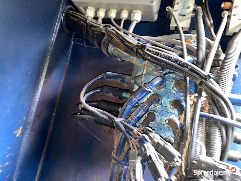Rozdzielacz śmieciarki NTM części elektrozawór Śmieciarki Wola Murowana