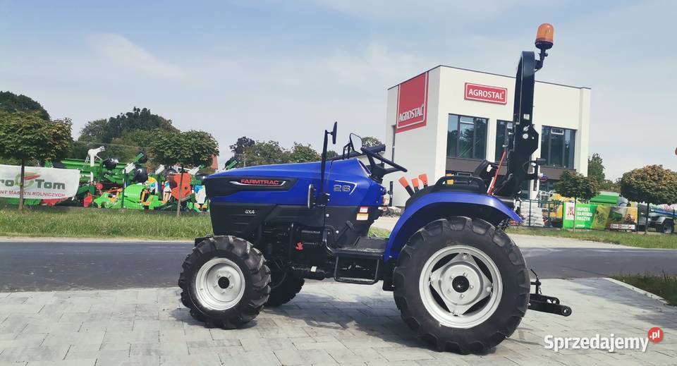 Mini traktorek 26 4WD 25 Farmtrac ręki AGROSTAL