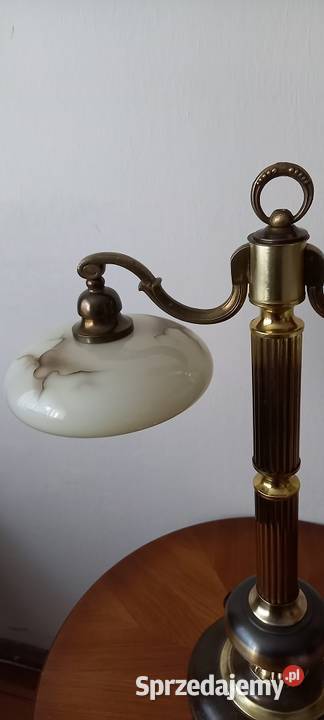 Okazała dwuramienna lampa wykonana z mosiądzu Skierniewice