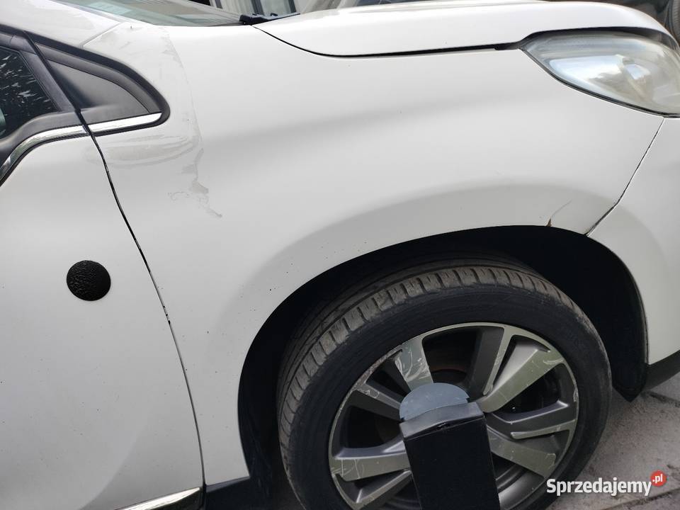 Peugeot 2008 błotnik prawy przód Gruszczyn sprzedam