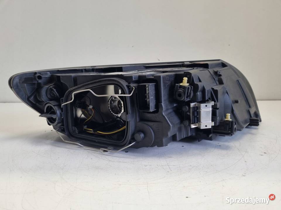 LAMPA LEWA Volvo S40 II V50 LIFT 07 XENON Rudka