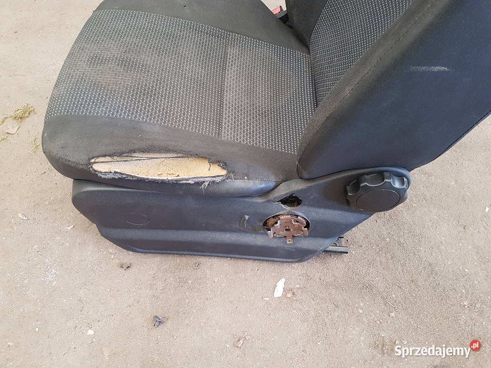 MERCEDES SPRINTER 906 W906 FOTEL KIEROWCY Rok produkcji 2012 wielkopolskie