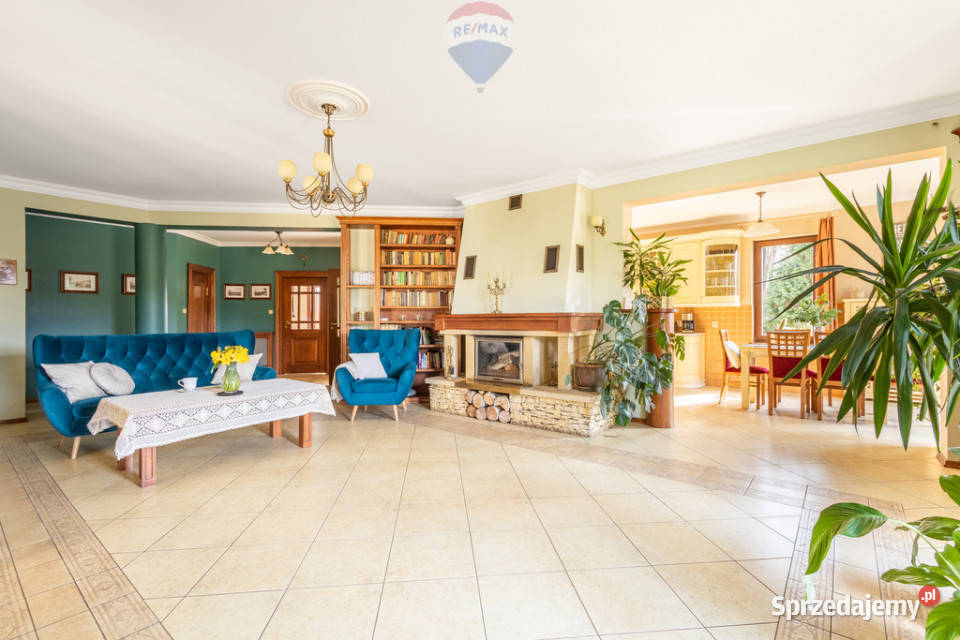 sprzedaży domu wolnostojącego 430m2 Henryszew Sprzedaż