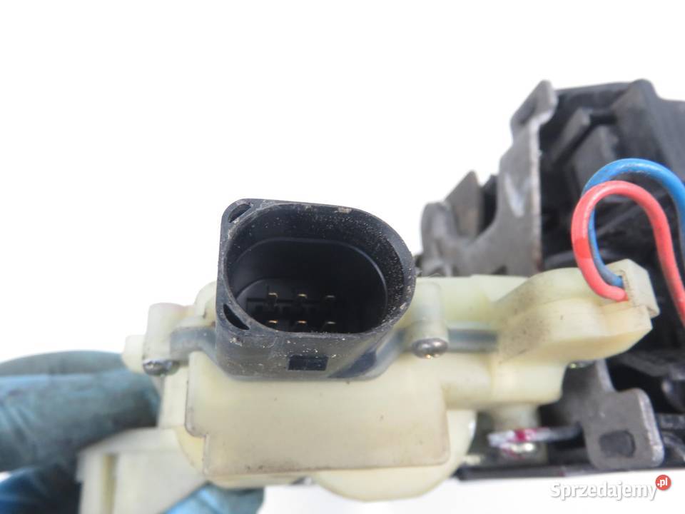 ZAMEK LEWY TYLNY VW JETTA III 1K2 3B4839015AF osobowe