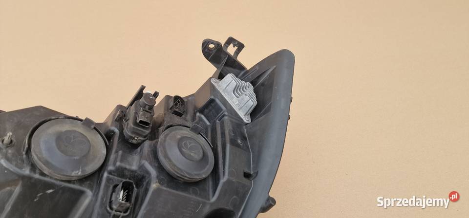 RENAULT MASTER III IV LIFT 2019 REFLEKTOR LAMPA Bieleń