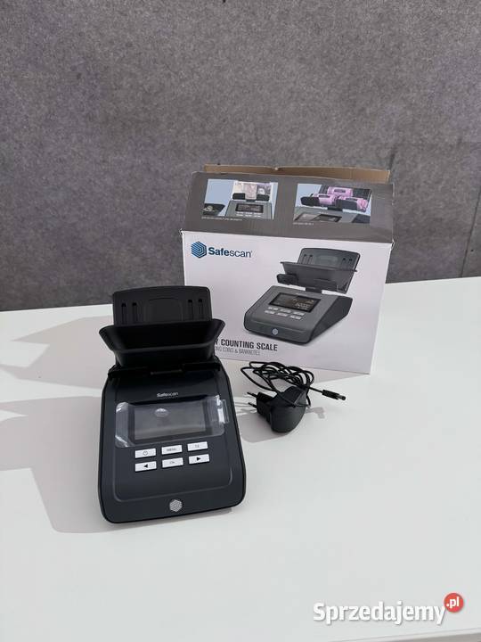 Syndyk sprzeda dwie liczarki i sejf meblowy Sopot