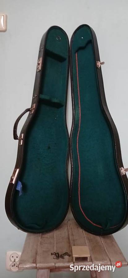 Stary futerał na skrzypce