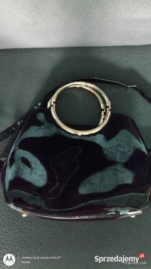 Piękna czarna lakierowana torebka Simple Ostrów Wielkopolski