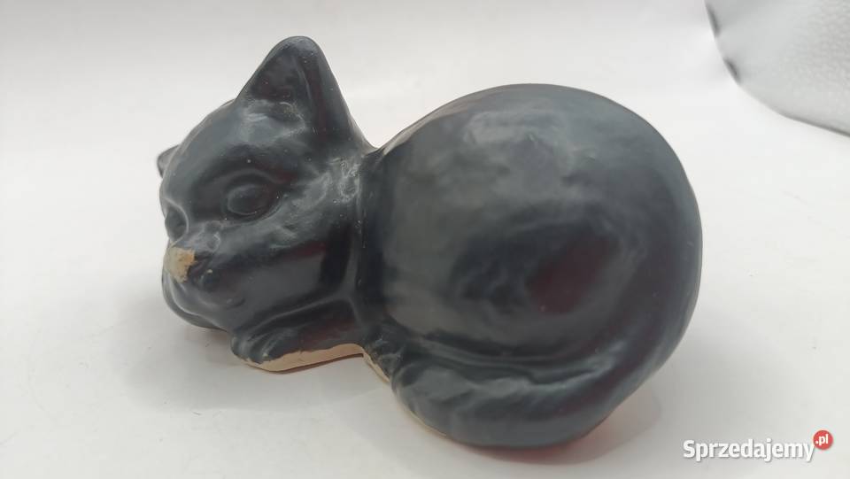 Figurka glinka czarny śpiący kot sprzedam