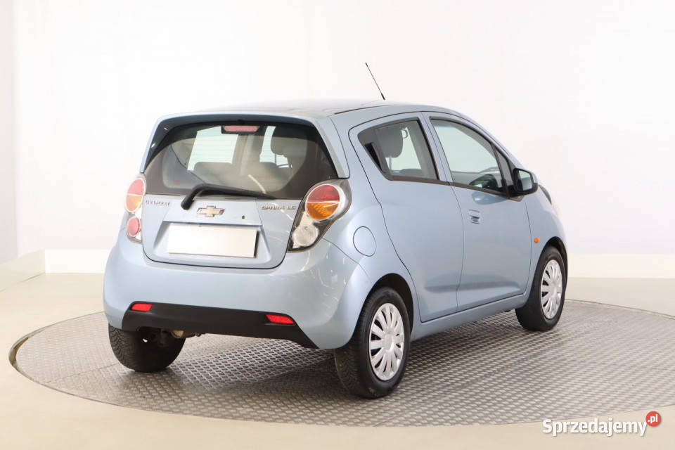 Chevrolet Spark 10 16V Hatchback