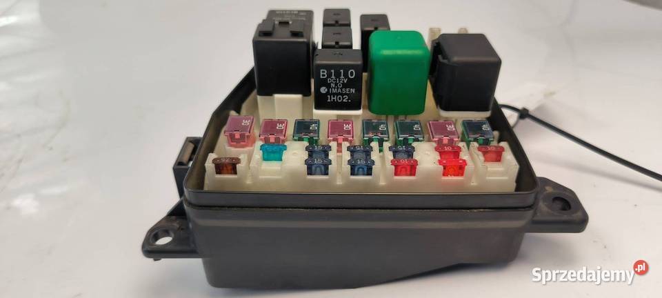 SKRZYNKA BEZPIECZNIKÓW MAZDA PREMACY PA66PPE Pozostałe Lipno