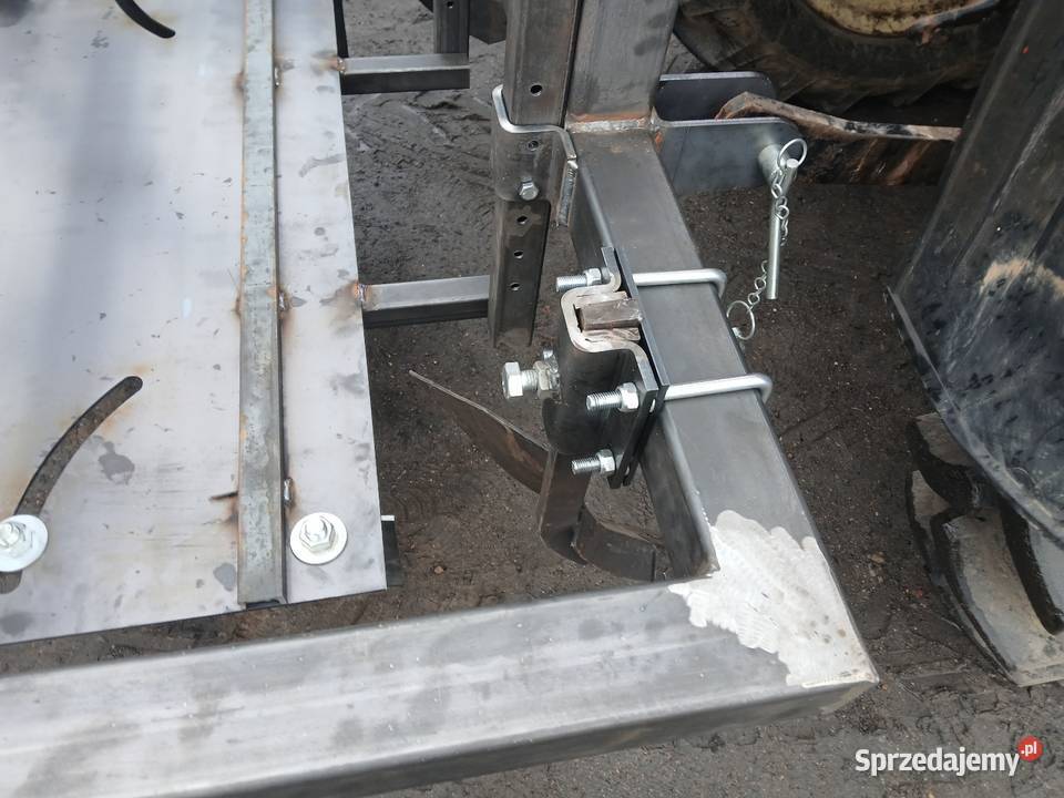 Maszyna do rozkladania foli pod ogorka itp Siewniki i sadzarki Wieluń