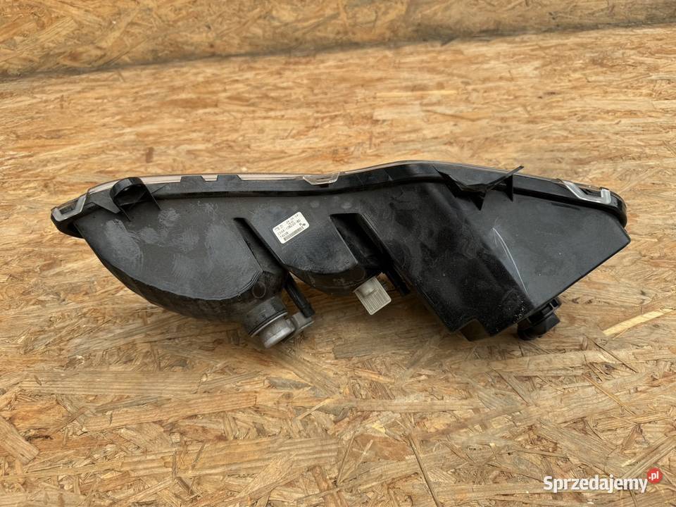 Halogen przód prawy rh Ford kuga mk2 1216 3 Sieraków