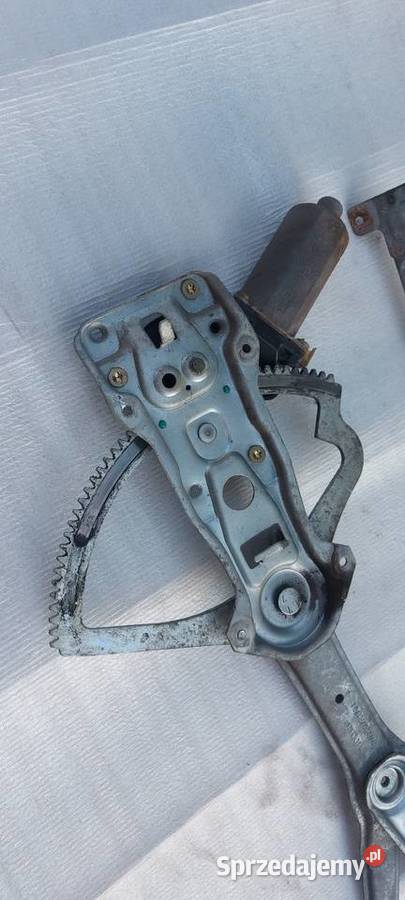 Podnośnik szyby lewy przod mercedes w202 osobowe Zbąszyń
