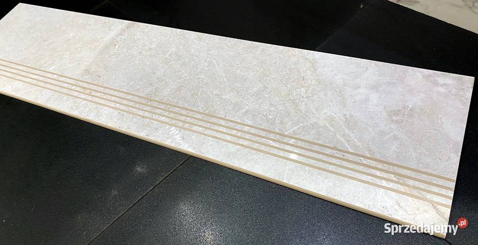Płytki na schody polerowane 100x30 WYSOKI POŁYSK Łask