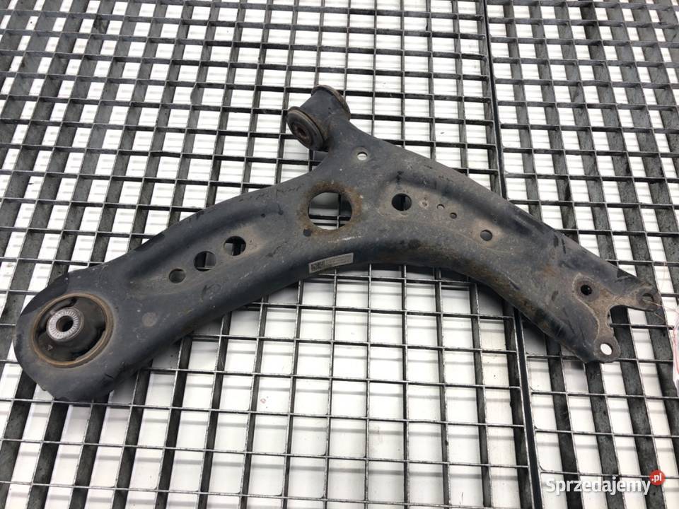 WAHACZ PRAWY PRZÓD VW GOLF VII Hatchback PRZEDNI