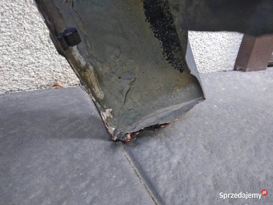 VW Touran 1T0 Caddy błotnik przedni lewy Części samochodowe Sieradz