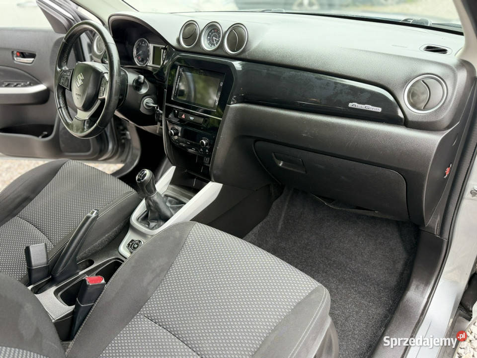 Suzuki Vitara 16 i4X4 allgrip skora radar kamera centralny zamek Vitara