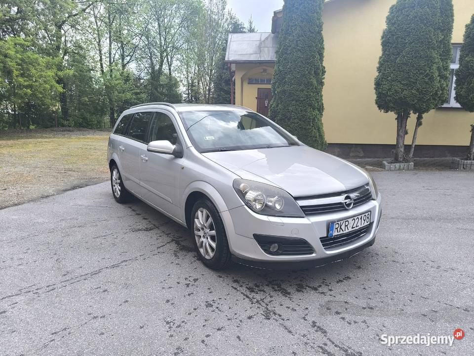 sprzedam opla astrę 16 benzyna 232000km podkarpackie Brzozów