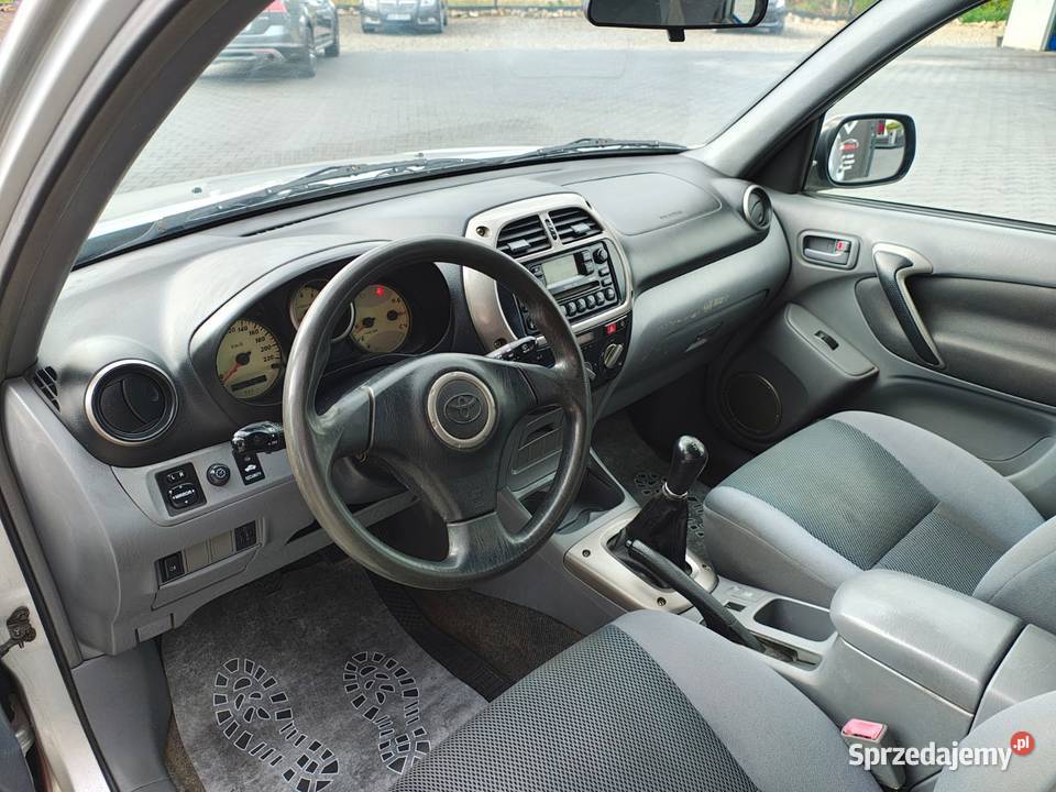 TOYOTA RAV 4 20BENZYNA 4X4 PEŁNA KONSERWACJA światła do jazdy dziennej RAV4 podkarpackie