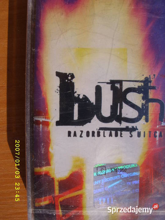 BUSHRAZORBLADE SUITCASE rock kaseta