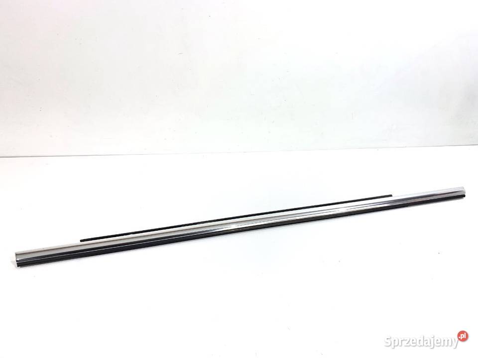 LISTWA ZGARNIAJĄCA TYŁ PRAWY AUDI Q5 8R