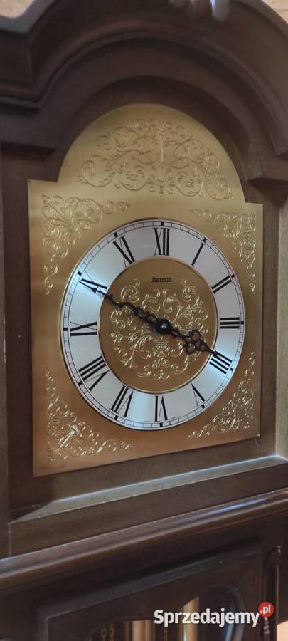 Elegancki zegar w stylu chippendale Sypniewo