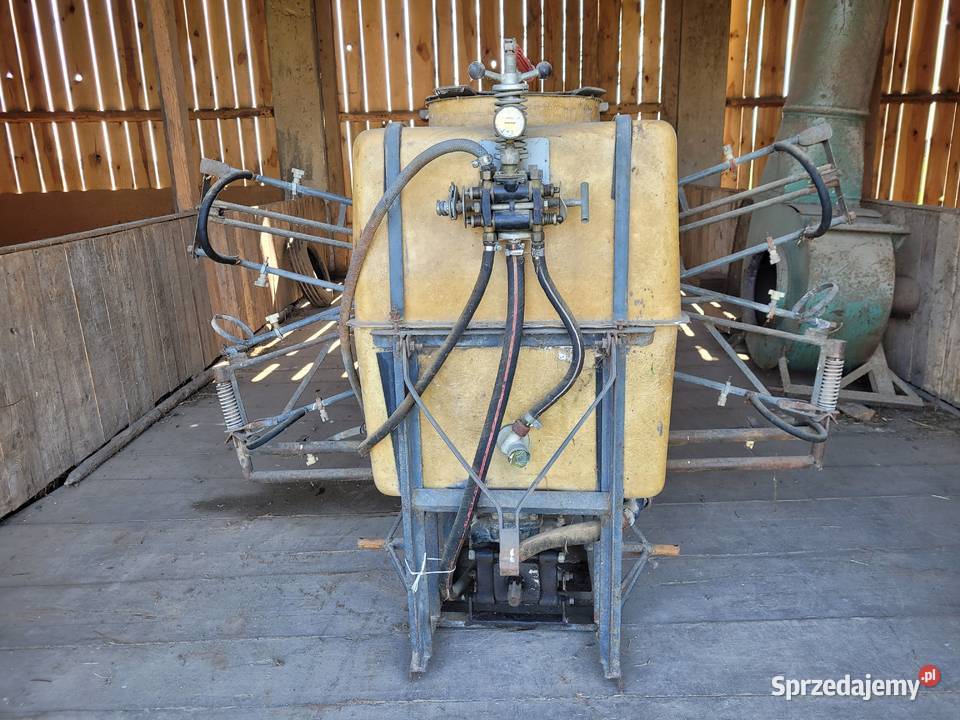 Opryskiwacz 300 litrów Zawieszane Maszyny rolnicze Zaburze