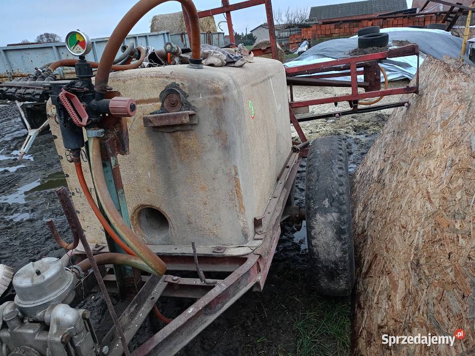 Opryskiwacz polowy 800 l nieuszkodzony Gostyń sprzedam