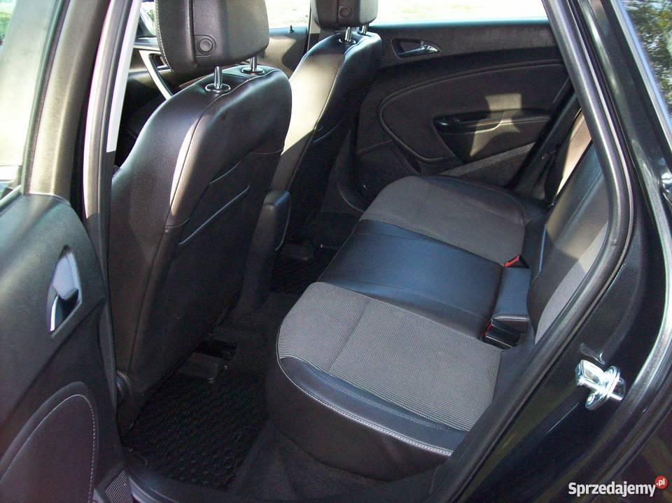 Opel Astra IV Sedan COSMO tempomat śląskie Kroczyce