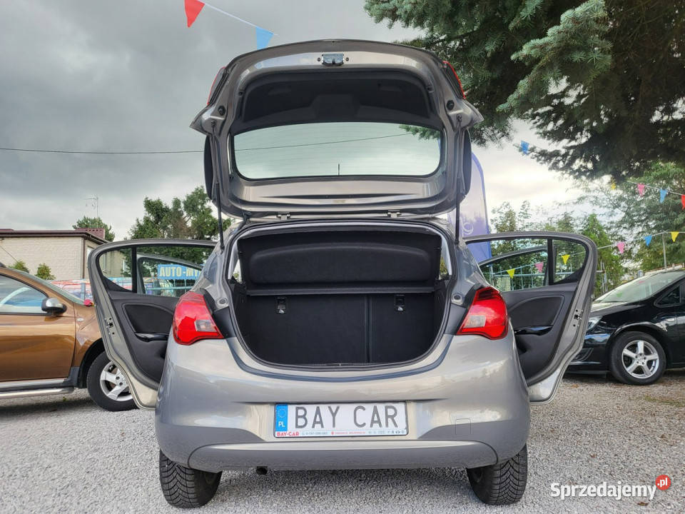 Opel Corsa 14 90 I Właściciel 100 Przebieg 95 Z komputer pokładowy